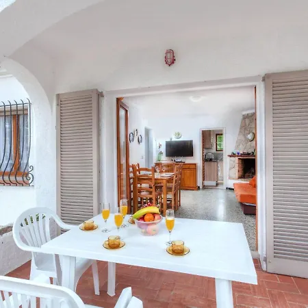 Ferienhaus Holiday La Llevantina *